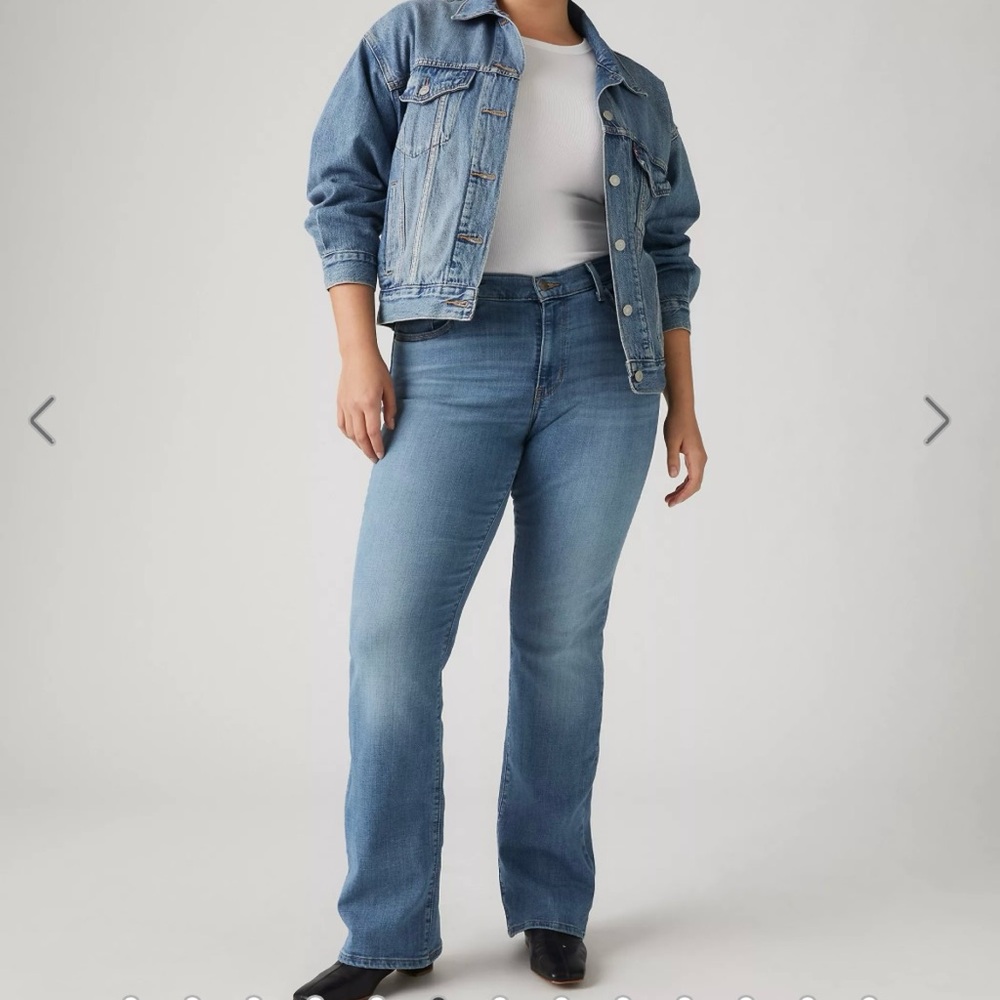NWT Levi’s Women’s Bootcut 515 Jeans 16M